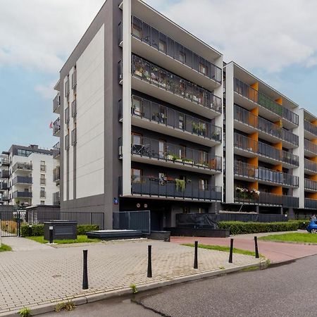 Cozy Apartment With Parking Bakalarska By Noclegi Renters Варшава Экстерьер фото