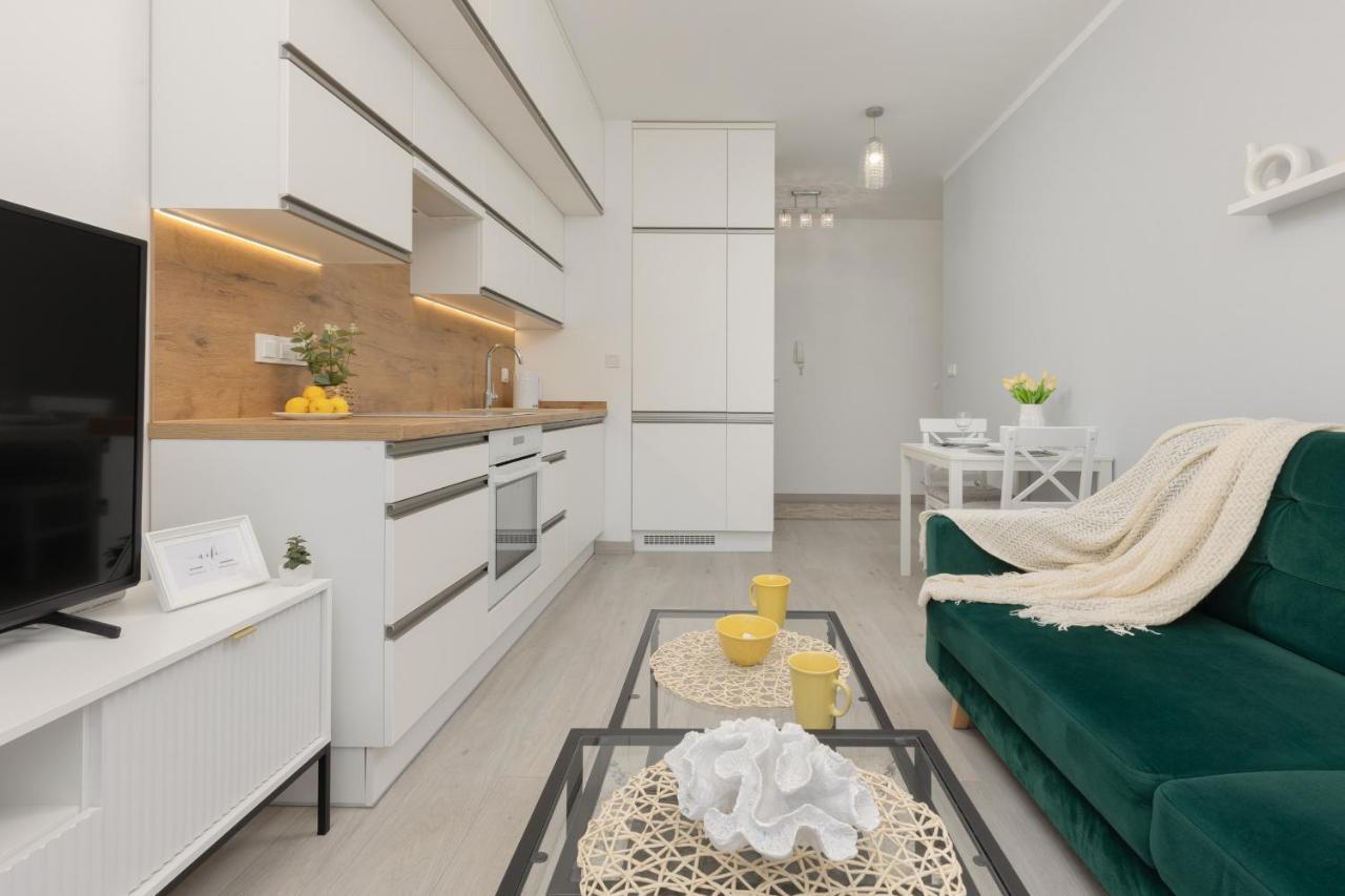 Cozy Apartment With Parking Bakalarska By Noclegi Renters Варшава Экстерьер фото
